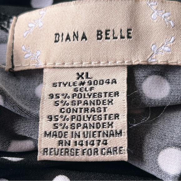 DIANA BELLE short sleeve top black and white polka dots with tie on the side - Picture 5 of 6